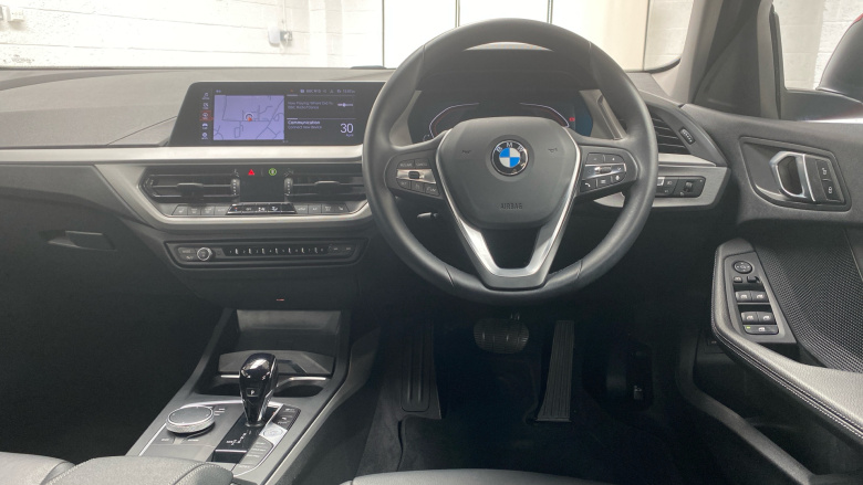 BMW 1 Series 118i SE 5dr Petrol Hatchback